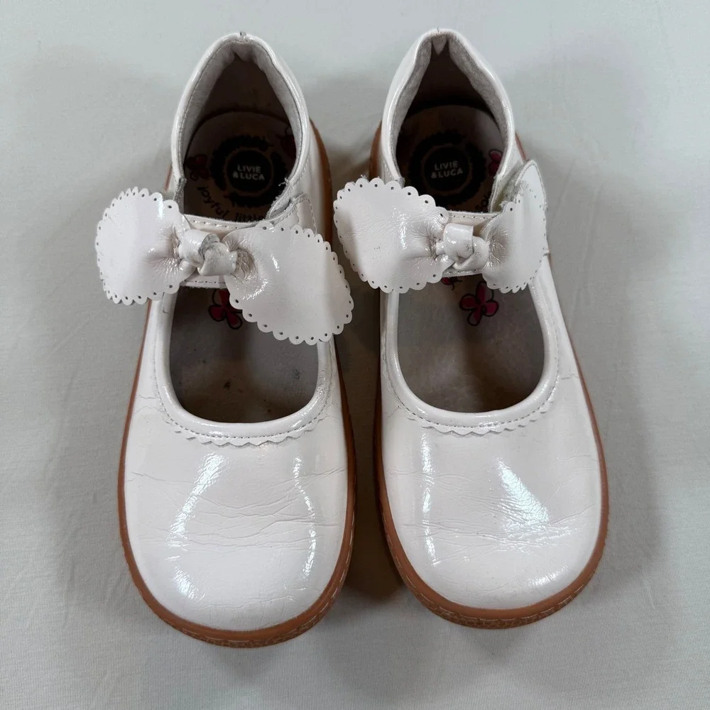 Livie & Luca Girls Cream Patent Leather Mary Jane Bow Shoes Size 1 Youth‎
